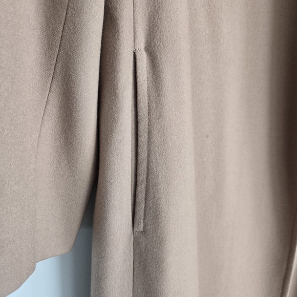 Vintage Pendelton Long Overcoat 100% Wool. (R12) - Picture 7 of 16